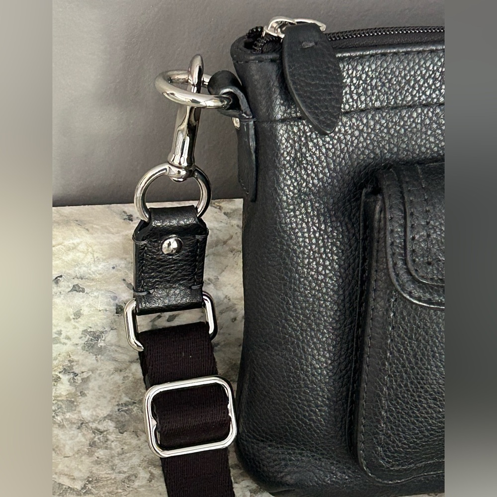 Coach Black Pebbled Leather Penelope Crossbody Silver Hardware Turnlock Pocket - Picture 13 of 15